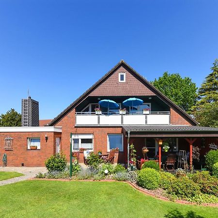 Ferienwohnung Haus Heimathafen Esens Exterior photo
